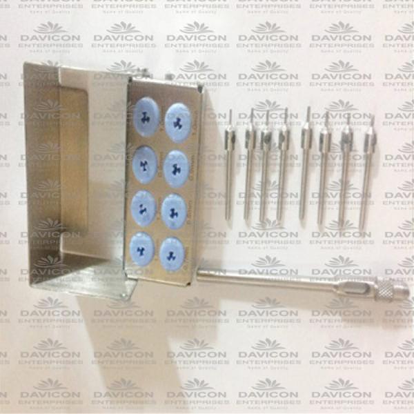 SERRATED FUE HAIR PUNCH SET WITH HANDLE